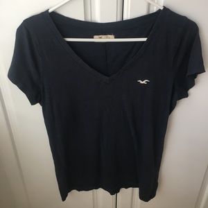 Navy Hollister Tee Size Large